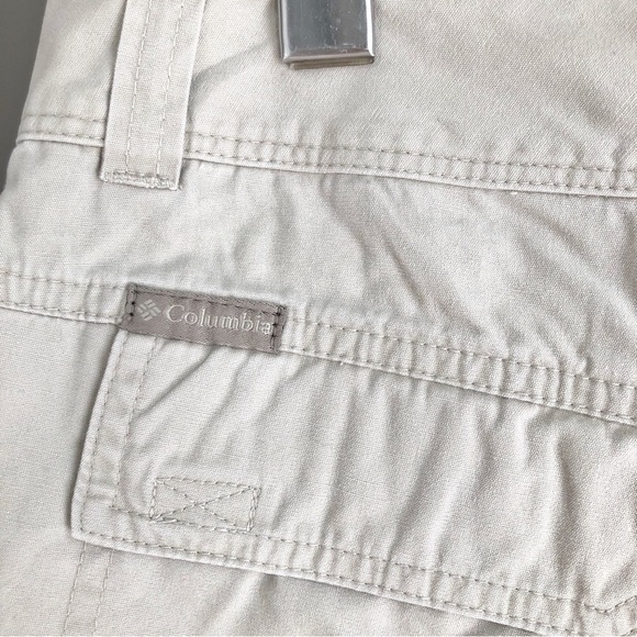 Columbia Casual Earthy Beige Athleisure Relaxed Fit Medium Length Shorts. 8 - Picture 5 of 14